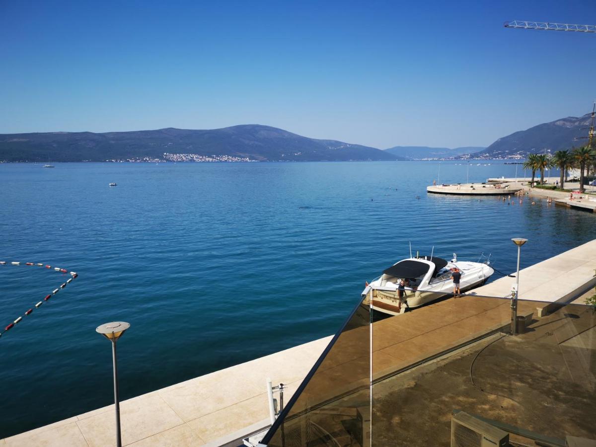 Seafront Apartments Τίβατ Εξωτερικό φωτογραφία
