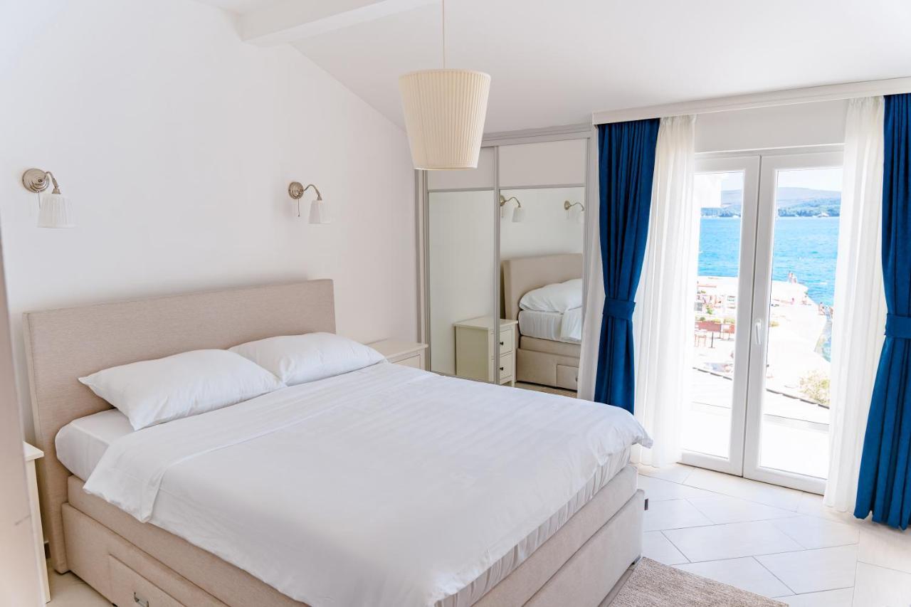 Seafront Apartments Τίβατ Εξωτερικό φωτογραφία